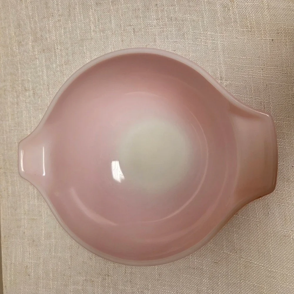 Vintage Pyrex Gooseberry Pink Cinderella Mixing Bowl 441 1.5 Pint Milk Glass
